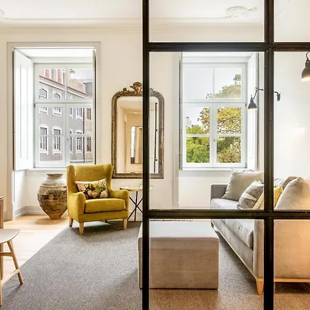 Beautiful Close To Praça Do Comércio By Lovelystay Appartamento Lisbona