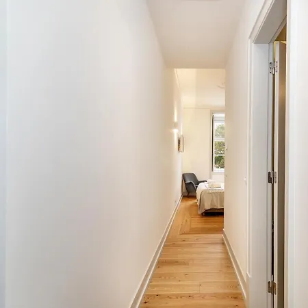 Apartment Beautiful Close To Praca Do Comercio By Lovelystay