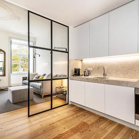Beautiful Flat Near Praca Do Comercio By Lovelystay Appartement *